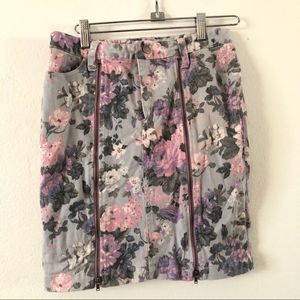 Kimchi Blue floral print denim skirt